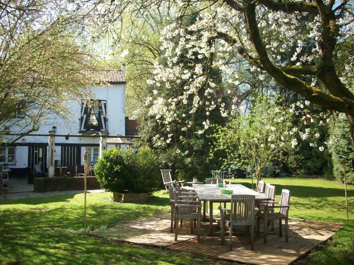 Moulin De Moxhe Micro Gite Et Gite - Bed & Dreams Exterior photo